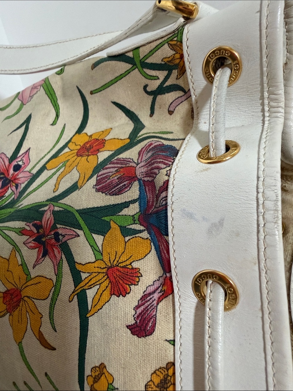 Vintage Gucci white/ Cream Flora bucket - Picture 10 of 16